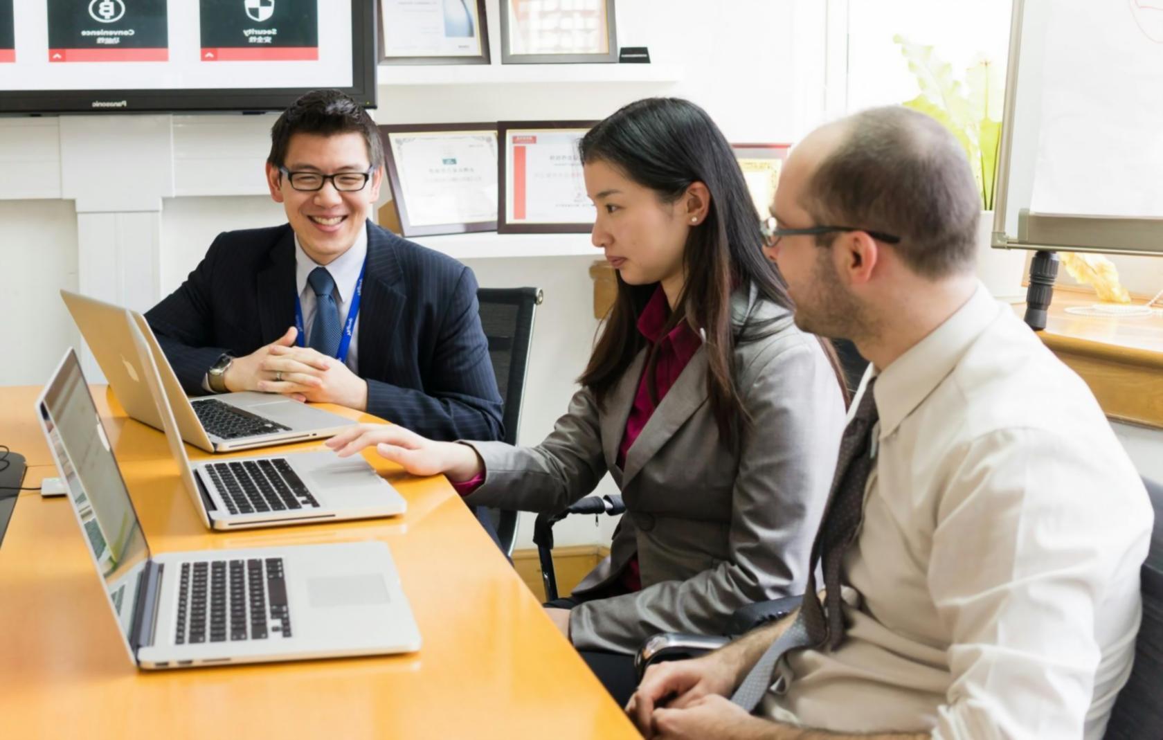 Séance de travail collaborative